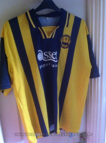 Braintree Town Home football shirt 1997 - 1998
