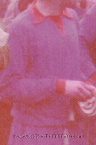Braintree Town Home football shirt 1976 - 1977