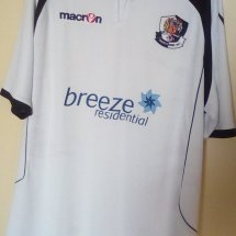 Dartford FC Home football shirt 2011 - 2012 sponsored by Breeze Residential