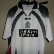 Home football shirt 2000 - 2002