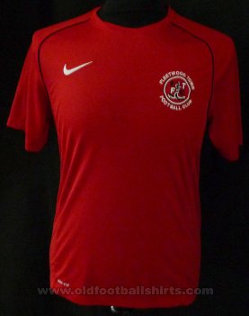 Fleetwood Town Training/Leisure football shirt 2009 - 2010