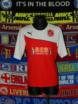 Fleetwood Town Home football shirt 2013 - 2015