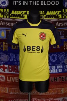 Fleetwood Town Away football shirt 2013 - 2015