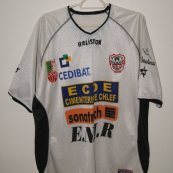 Home football shirt (unknown year)