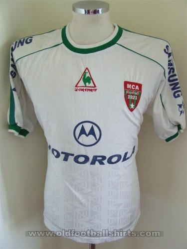 MC Alger  Away football shirt 2004