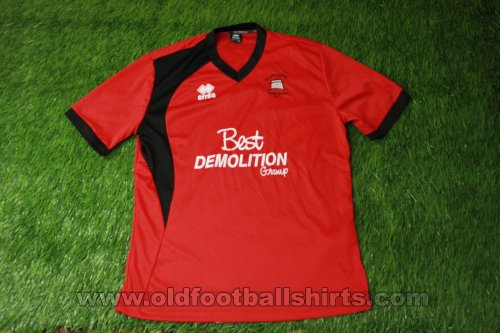 Eastbourne Borough Home futbol forması 2011 - 2012