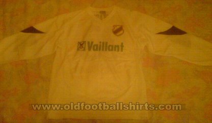 Čukarički Home football shirt (unknown year)