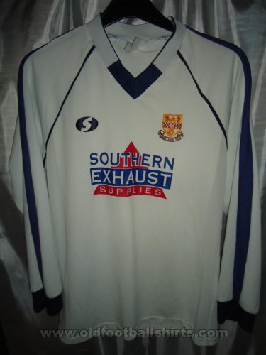 Eastleigh Home football shirt 2005 - 2006
