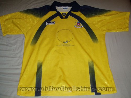 Farnborough FC Home football shirt 1999 - 2000