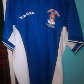 Home football shirt (unknown year)