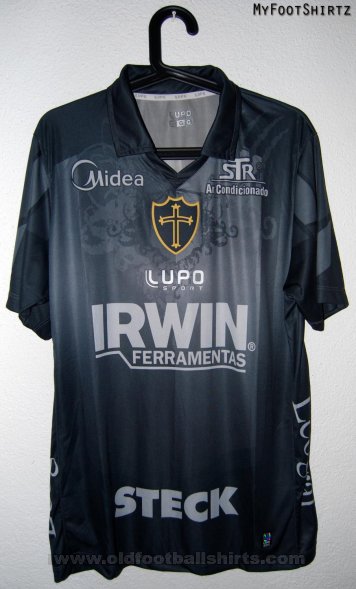 Portuguesa de Desportos Third football shirt 2013