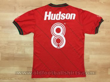 Portuguesa de Desportos Home football shirt 1988