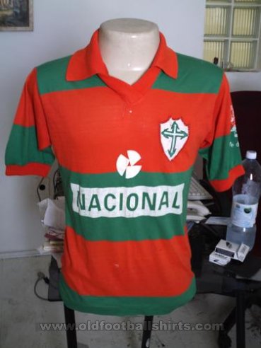Portuguesa de Desportos Home football shirt 1984