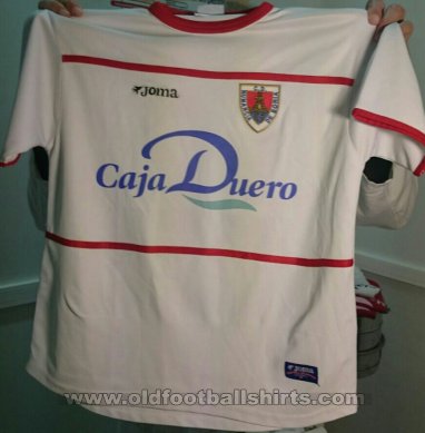 Numancia Away football shirt (unknown year)