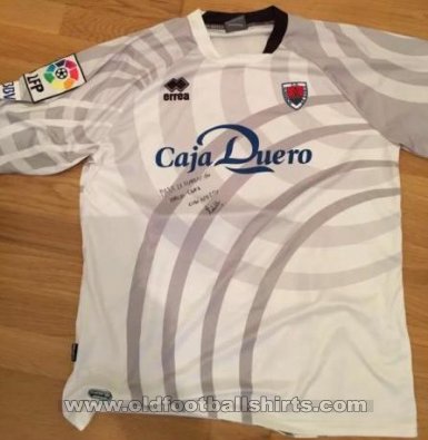 Numancia Goalkeeper football shirt 2012 - ?
