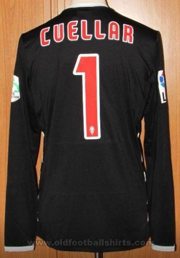 Sporting Gijon Goalkeeper football shirt 2015 - 2016