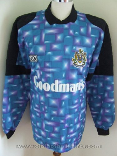 Portsmouth Goalkeeper football shirt 1993 - 1995