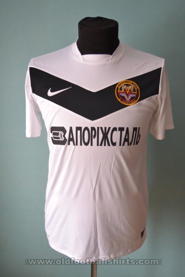 Metalurh Zaporizhya Away football shirt 2011 - 2012