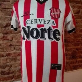 San Martín de Tucumán Home football shirt 2001 - 2002 sponsored by Cerveza Norte