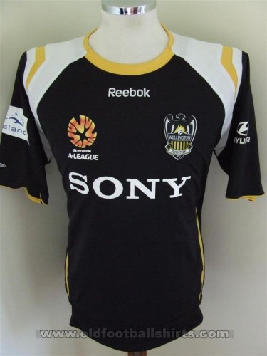 Wellington Phoenix FC Home football shirt 2007 - 2009