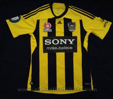 Wellington Phoenix FC Home football shirt 2011 - 2012