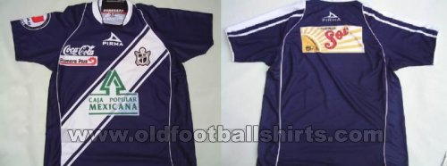 Union de Curtidores Away football shirt 2008