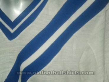 Union de Curtidores Home football shirt 1969 - ?