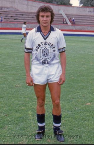 Union de Curtidores Retro Replicas football shirt 1978