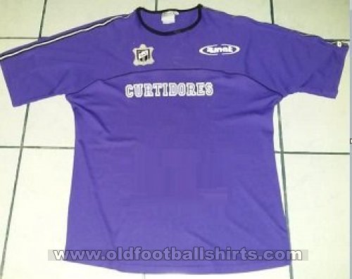 Union de Curtidores Goalkeeper football shirt 2012