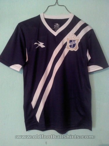 Union de Curtidores Away football shirt 2013