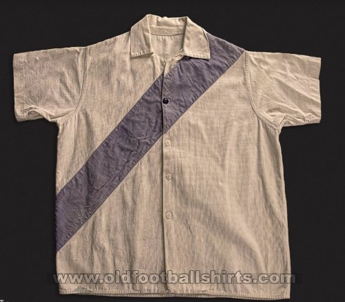 Union de Curtidores Home football shirt 1963 - ?