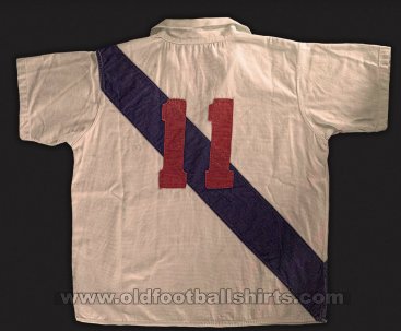 Union de Curtidores Home football shirt 1964 - ?