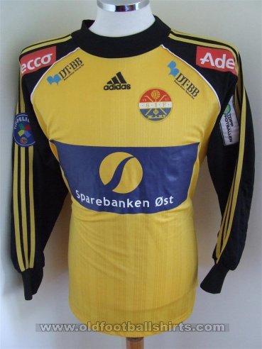 Stromsgodset IF Goalkeeper football shirt 2001