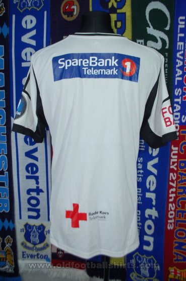 Odds BK Home camisa de futebol 2013 - 2014