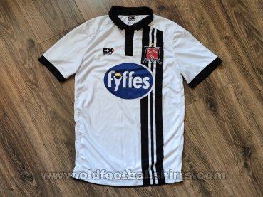 Dundalk Home football shirt 2016 - 2017