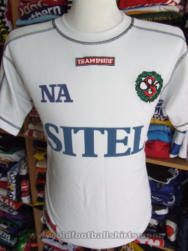 Orebro Home football shirt (unknown year)