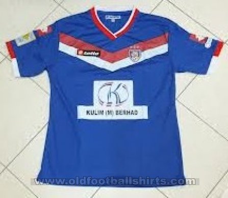 Johor FC  Home football shirt (unknown year)
