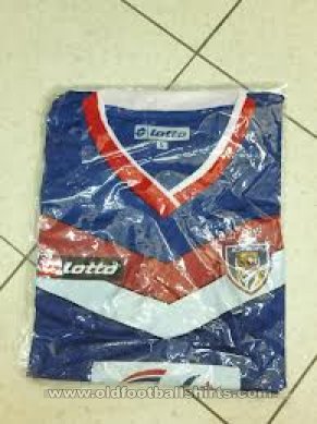 Johor FC  Home football shirt (unknown year)