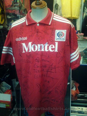 Johor FC  Home football shirt 1996 - 1997