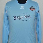 Away football shirt (unknown year)