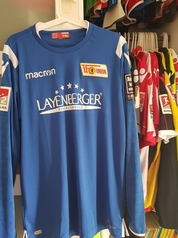 1. FC Union Berlin Goalkeeper football shirt 2018 - 2019. Sponsored by ...