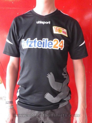1. FC Union Berlin  Uit  voetbalshirt  2011 - 2012