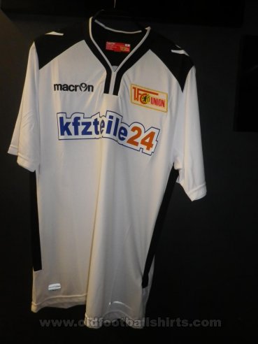 1. FC Union Berlin  Derden  voetbalshirt  2015 - 2016
