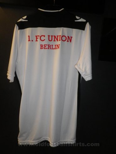 1. FC Union Berlin  Derden  voetbalshirt  2015 - 2016