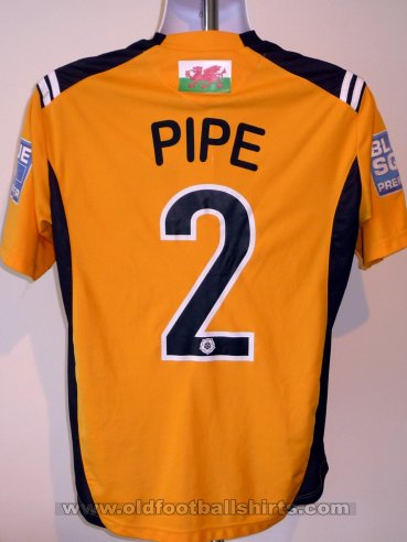 Newport County Home Maillot de foot 2012 - 2013