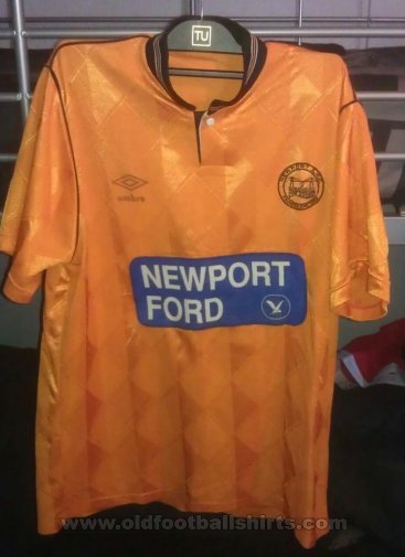 Newport County Home Maillot de foot 1989 - 1990