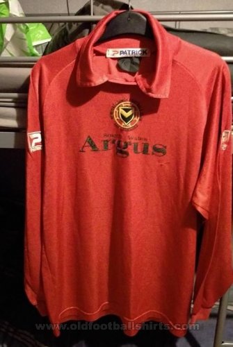 Newport County Gardien de but Maillot de foot 1983 - 1985