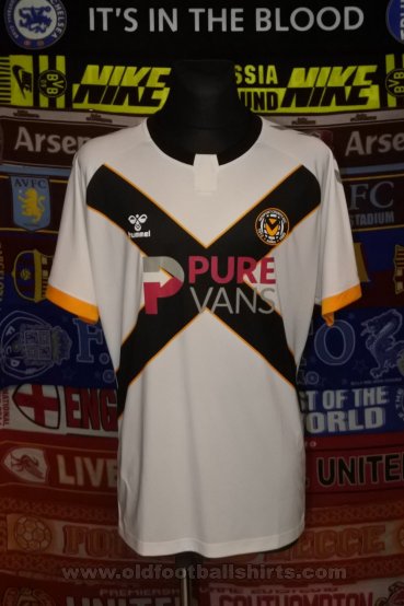 Newport County Extérieur Maillot de foot 2020 - 2021