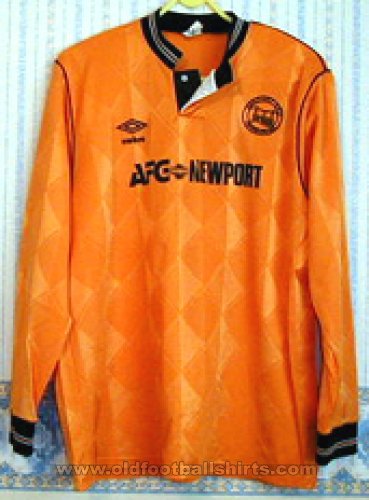 Newport County Home Maillot de foot 1989 - 1990