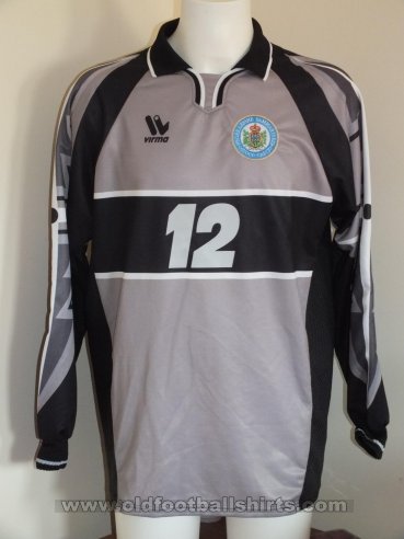 San Marino Goalkeeper football shirt 2002 - 2004
